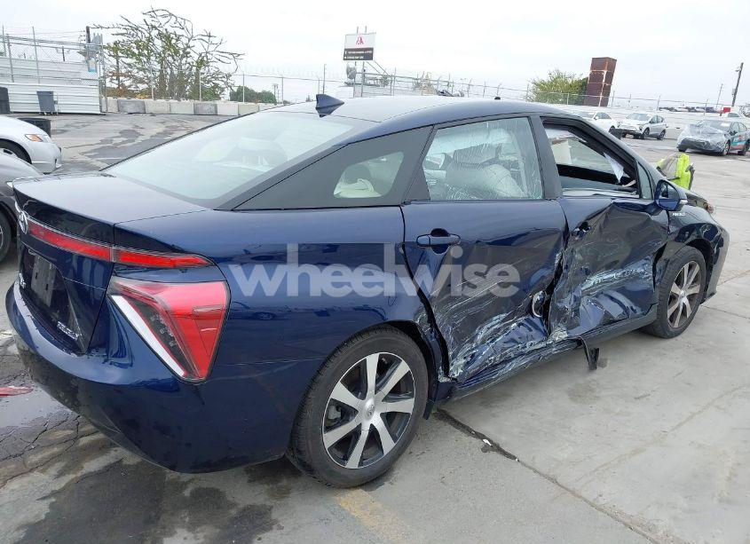 Photo 6 of 2020 Toyota Mirai (VIN JTDBVRBDXLA008183)