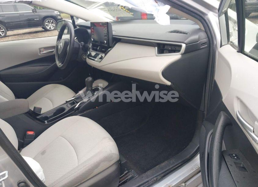 Photo 5 of 2020 Toyota Corolla L (VIN JTDDPRAE0LJ064260)