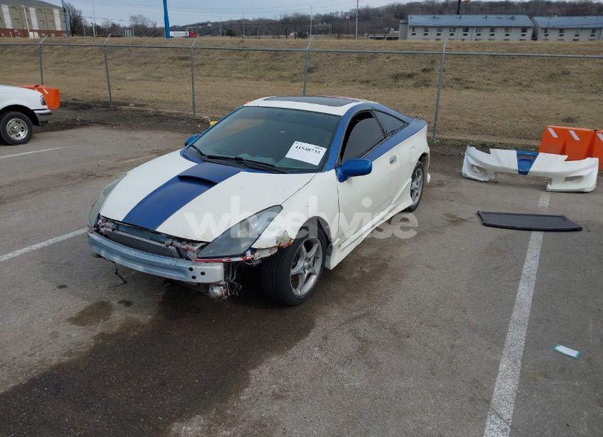 Photo 2 of 2000 Toyota Celica GTS (VIN JTDDY32T2Y0015579)