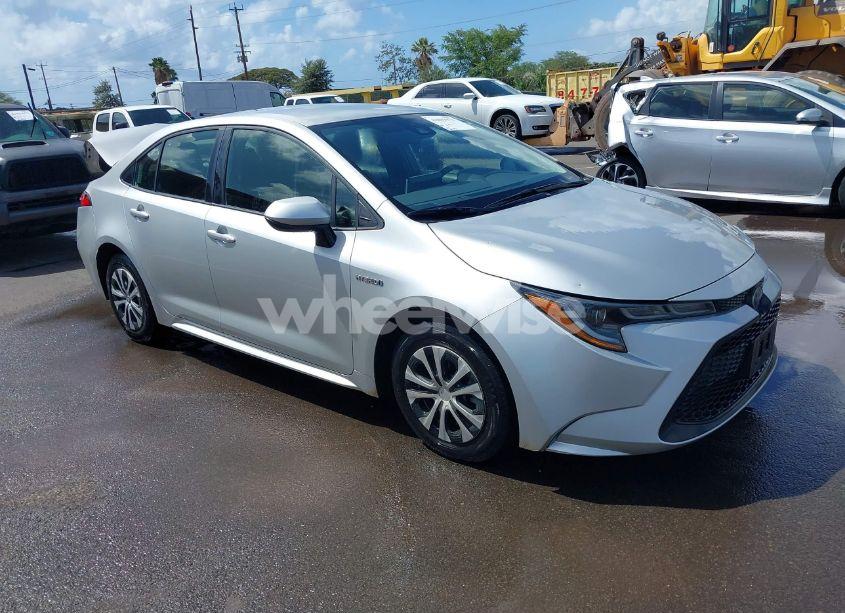 2021 Toyota Corolla HYBRID LE (VIN JTDEAMDE0MJ025075) main photo