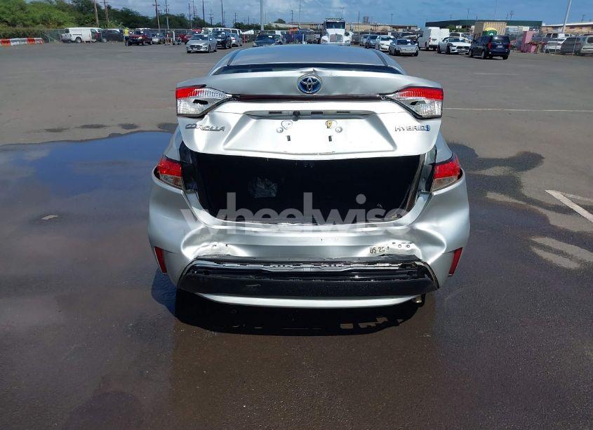 Photo 16 of 2021 Toyota Corolla HYBRID LE (VIN JTDEAMDE0MJ025075)