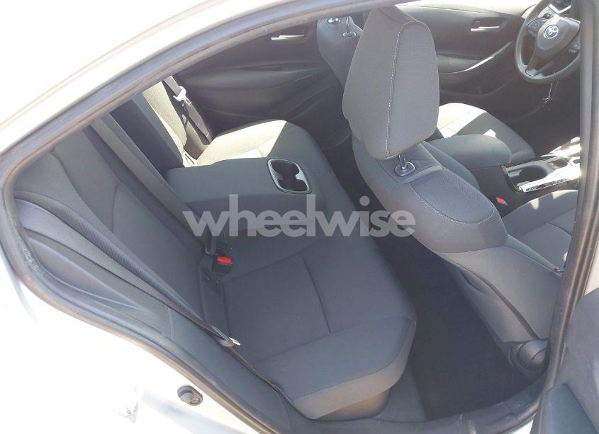 Photo 8 of 2021 Toyota Corolla HYBRID LE (VIN JTDEAMDE0MJ025075)