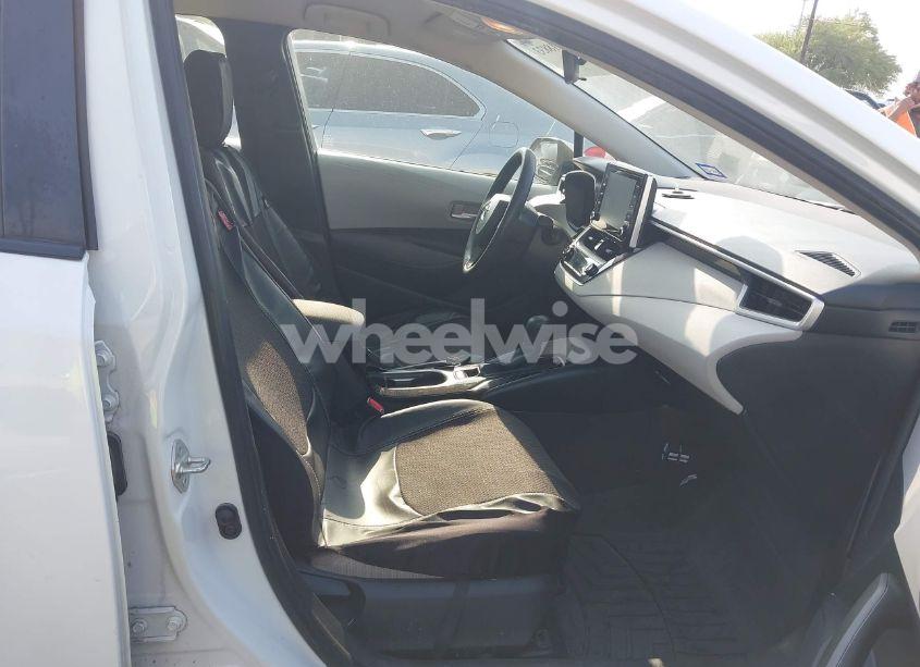 Photo 5 of 2021 Toyota Corolla HYBRID LE (VIN JTDEAMDE0MJ033399)