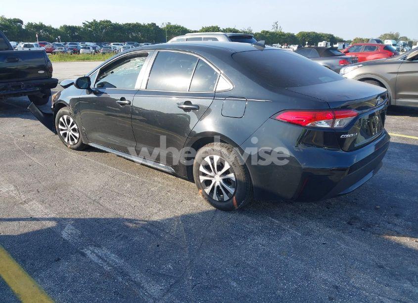 Photo 3 of 2022 Toyota Corolla HYBRID LE (VIN JTDEAMDE0NJ040788)