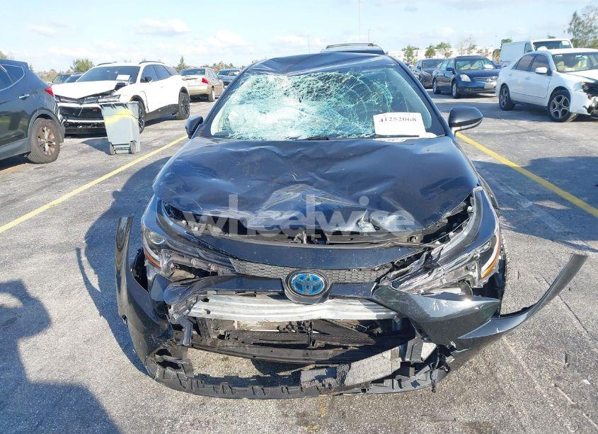 Photo 6 of 2022 Toyota Corolla HYBRID LE (VIN JTDEAMDE0NJ040788)