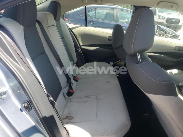 Photo 5 of 2022 TOYOTA COROLLA LE (VIN JTDEAMDE1NJ059723)