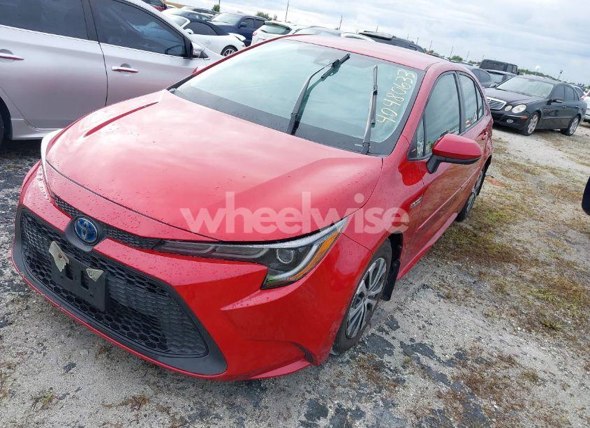 Photo 2 of 2021 Toyota Corolla HYBRID LE (VIN JTDEAMDE2MJ020394)