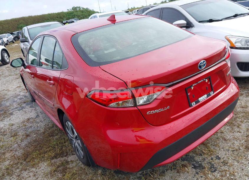 Photo 3 of 2021 Toyota Corolla HYBRID LE (VIN JTDEAMDE2MJ020394)