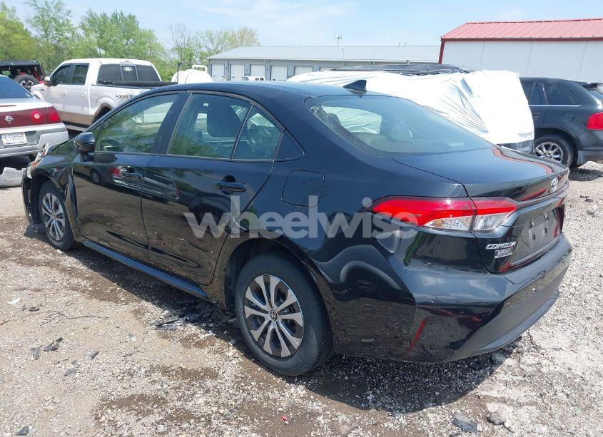 Photo 3 of 2022 Toyota Corolla HYBRID LE (VIN JTDEAMDE2NJ058743)