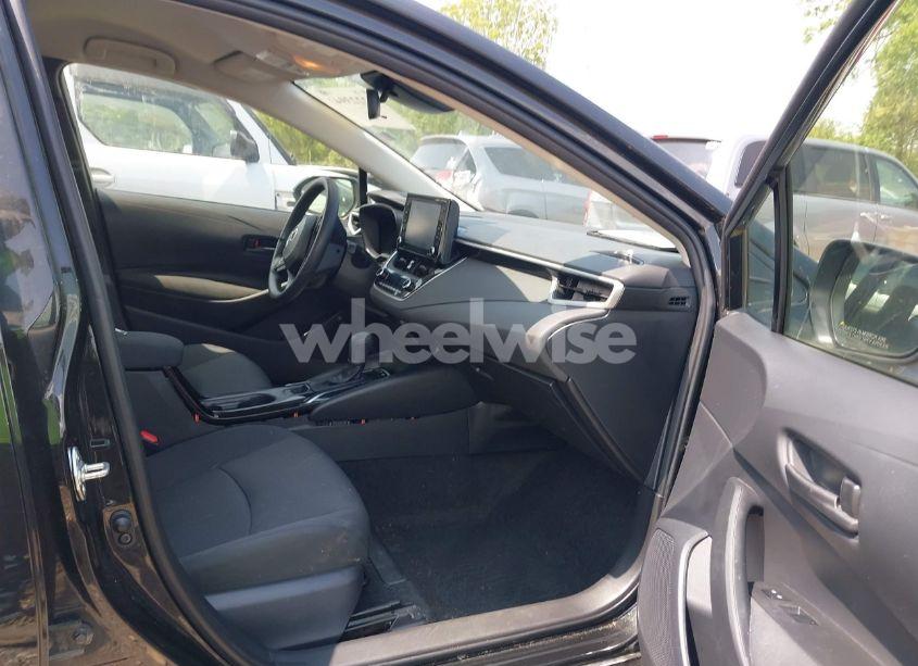 Photo 5 of 2022 Toyota Corolla HYBRID LE (VIN JTDEAMDE2NJ058743)