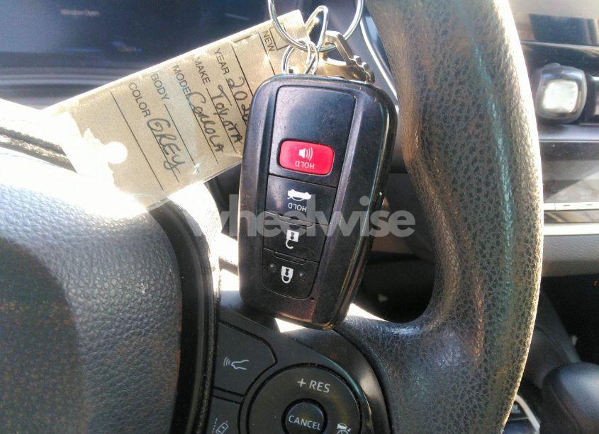 Photo 11 of 2021 Toyota Corolla HYBRID LE (VIN JTDEAMDE3MJ010599)