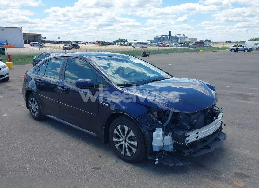 2021 Toyota Corolla HYBRID LE (VIN JTDEAMDE3MJ026964) main photo