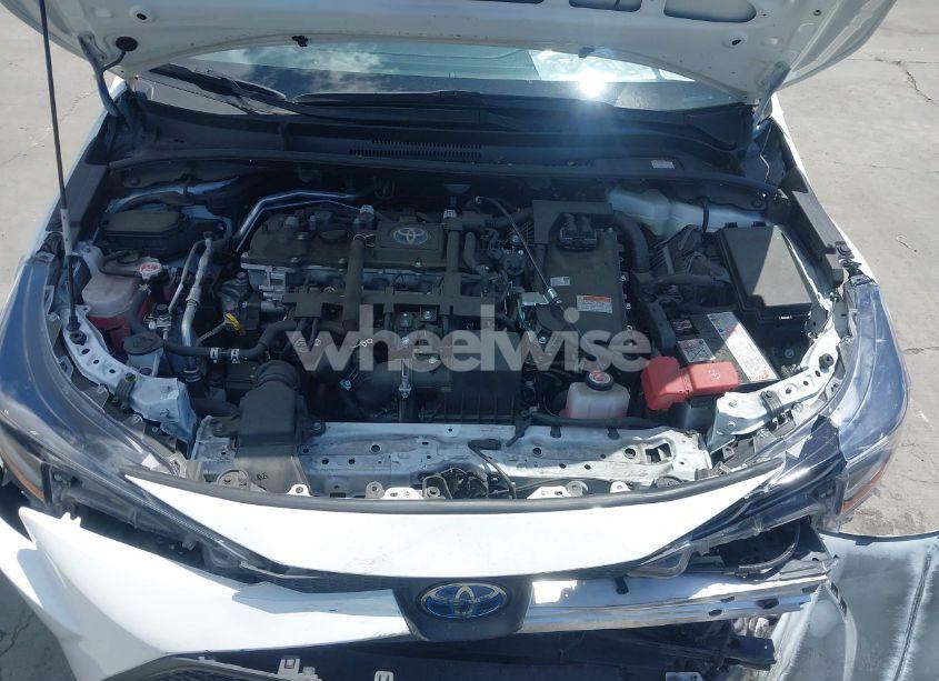 Photo 10 of 2022 Toyota Corolla HYBRID LE (VIN JTDEAMDE3N3003853)