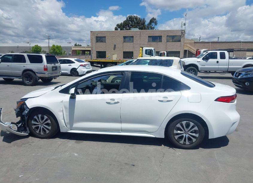 Photo 15 of 2022 Toyota Corolla HYBRID LE (VIN JTDEAMDE3N3003853)