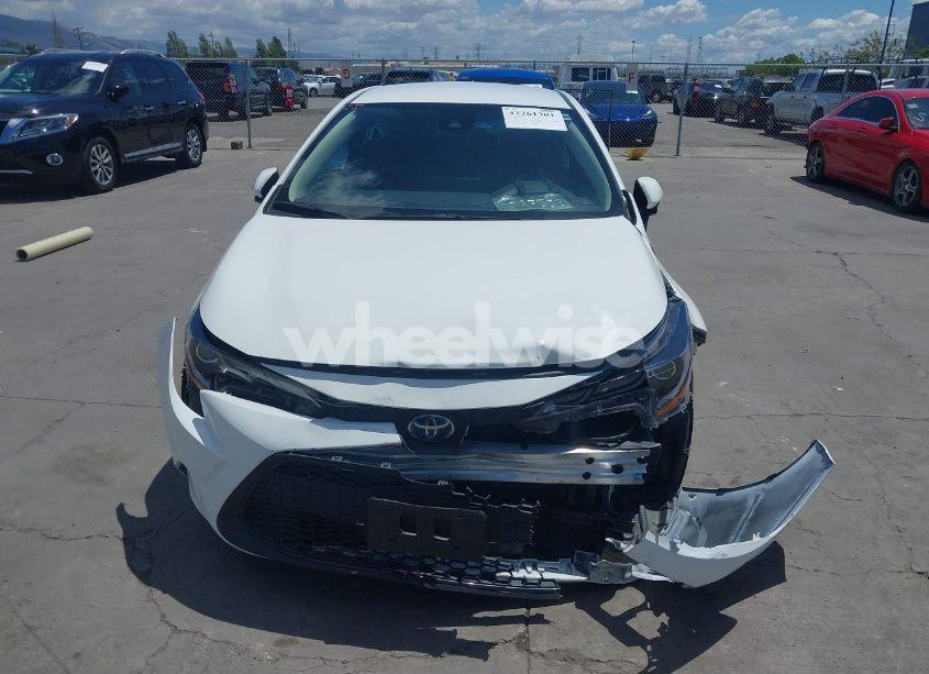 Photo 6 of 2022 Toyota Corolla HYBRID LE (VIN JTDEAMDE3N3003853)