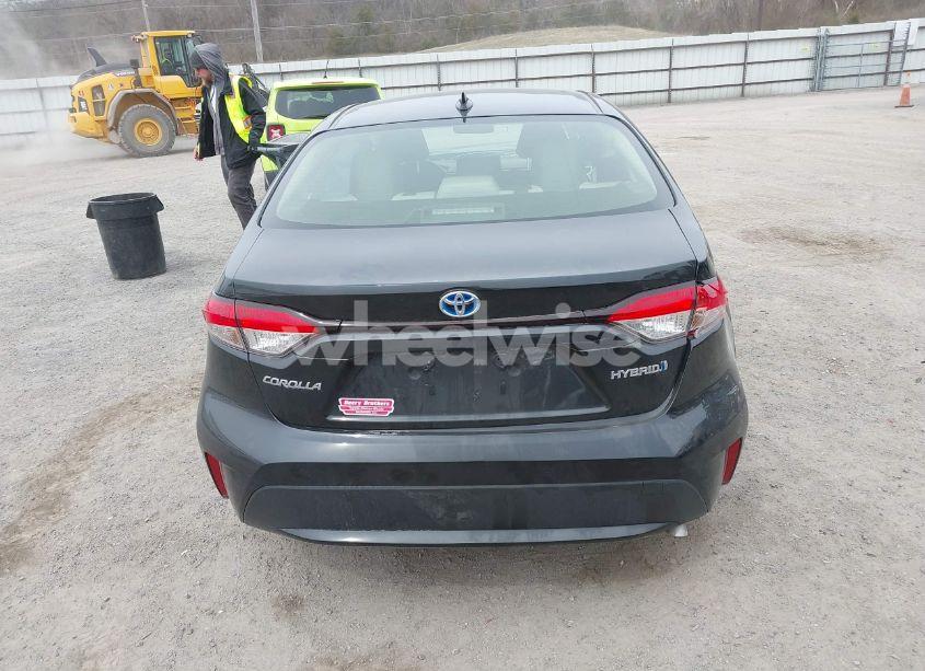 Photo 16 of 2022 Toyota Corolla HYBRID LE (VIN JTDEAMDE3NJ055155)