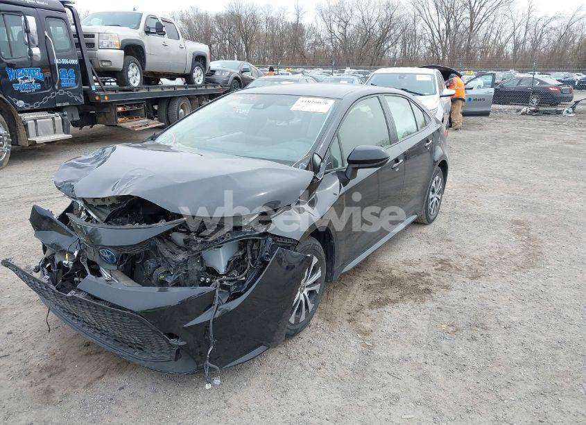 Photo 2 of 2022 Toyota Corolla HYBRID LE (VIN JTDEAMDE3NJ055155)