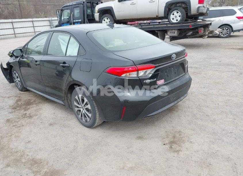 Photo 3 of 2022 Toyota Corolla HYBRID LE (VIN JTDEAMDE3NJ055155)