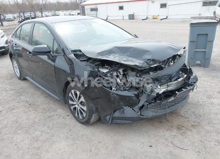 Photo 6 of 2022 Toyota Corolla HYBRID LE (VIN JTDEAMDE3NJ055155)