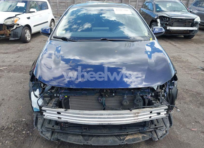 Photo 13 of 2021 Toyota Corolla HYBRID LE (VIN JTDEAMDE4MJ031901)