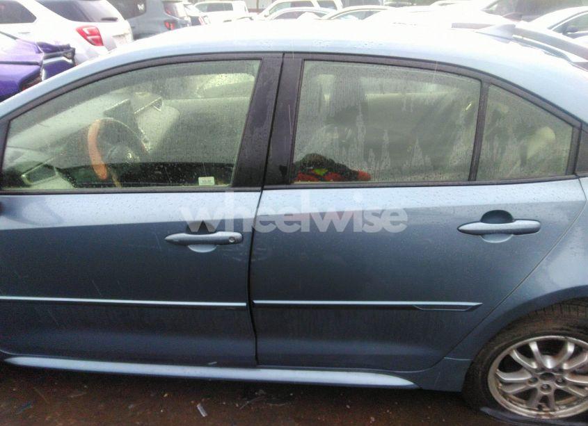 Photo 14 of 2022 Toyota Corolla HYBRID LE (VIN JTDEAMDE5N3007449)