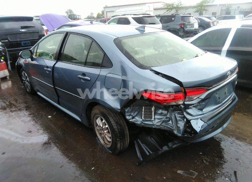 Photo 3 of 2022 Toyota Corolla HYBRID LE (VIN JTDEAMDE5N3007449)