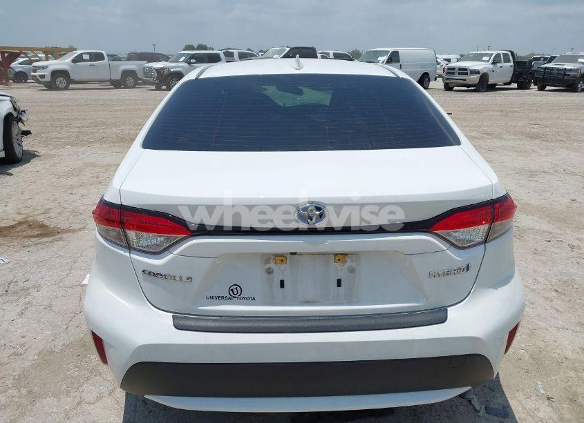 Photo 15 of 2022 Toyota Corolla HYBRID LE (VIN JTDEAMDE5NJ040057)