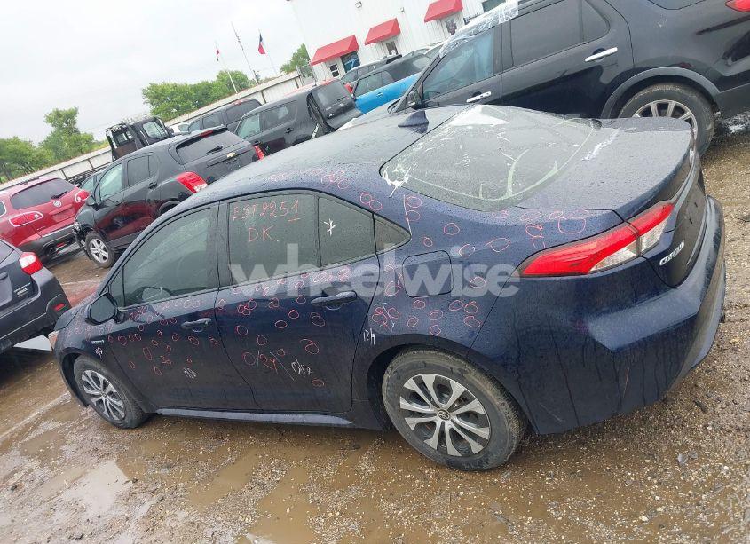 Photo 14 of 2021 Toyota Corolla HYBRID LE (VIN JTDEAMDE6MJ010838)