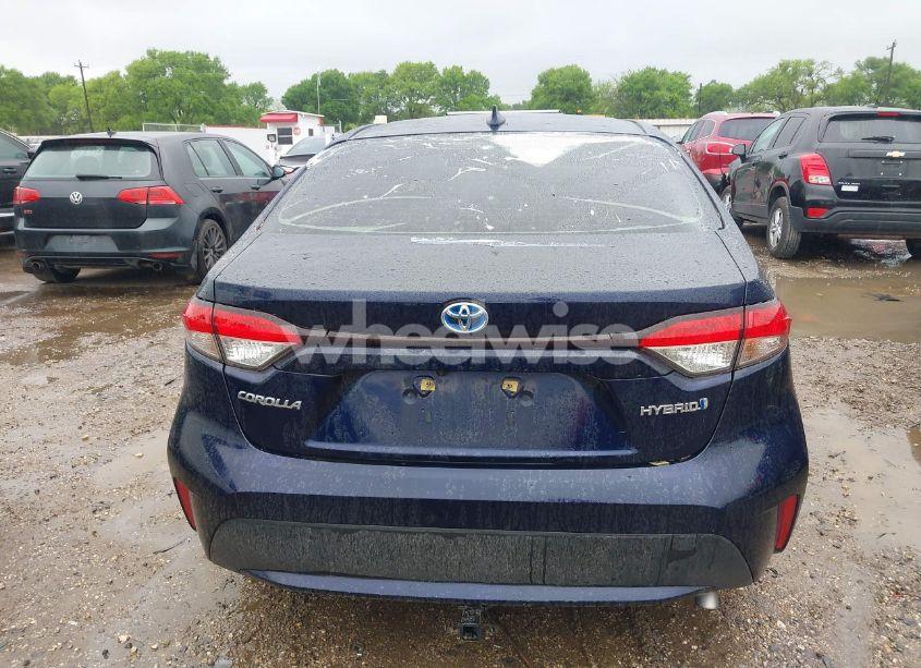 Photo 16 of 2021 Toyota Corolla HYBRID LE (VIN JTDEAMDE6MJ010838)