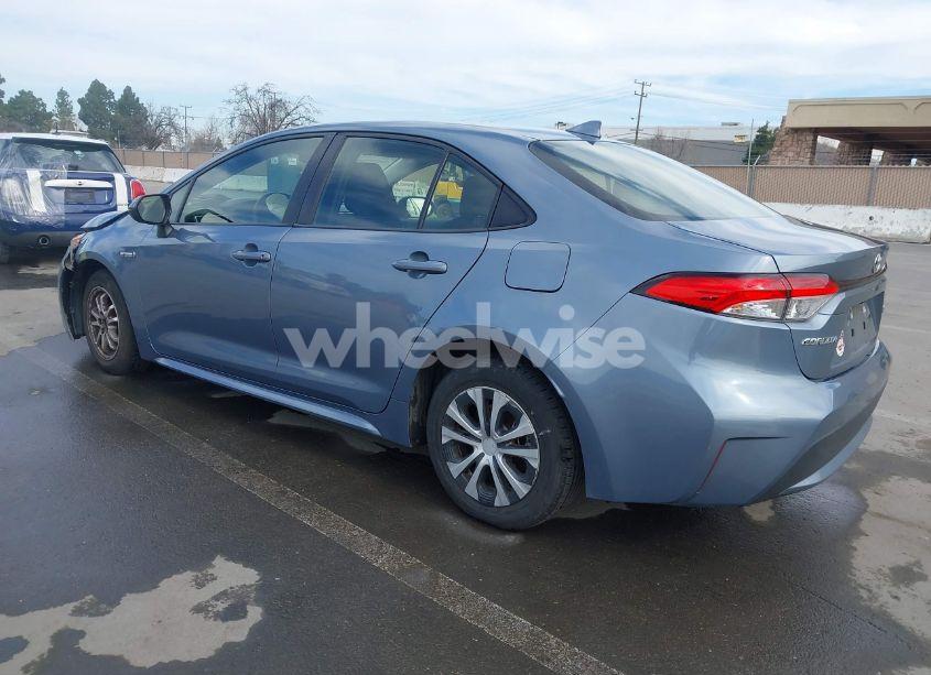 Photo 3 of 2021 Toyota Corolla HYBRID LE (VIN JTDEAMDE6MJ027753)