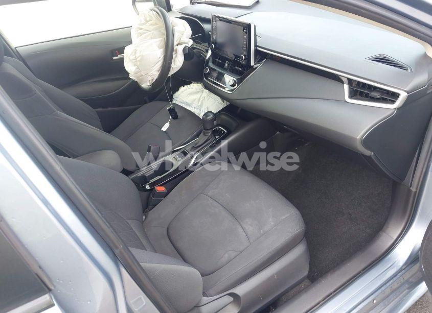 Photo 5 of 2021 Toyota Corolla HYBRID LE (VIN JTDEAMDE6MJ027753)