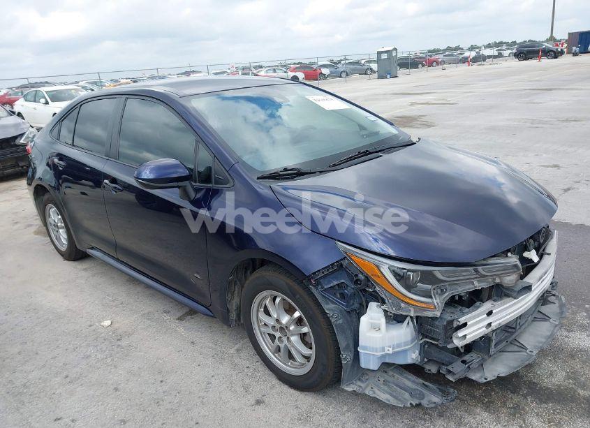 2022 Toyota Corolla HYBRID LE (VIN JTDEAMDE6NJ049043) main photo