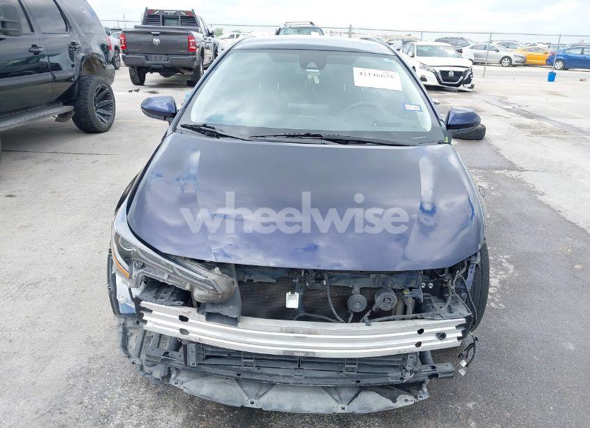 Photo 13 of 2022 Toyota Corolla HYBRID LE (VIN JTDEAMDE6NJ049043)