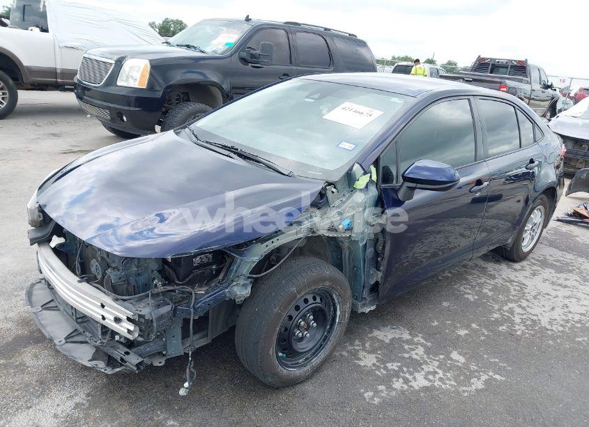 Photo 2 of 2022 Toyota Corolla HYBRID LE (VIN JTDEAMDE6NJ049043)