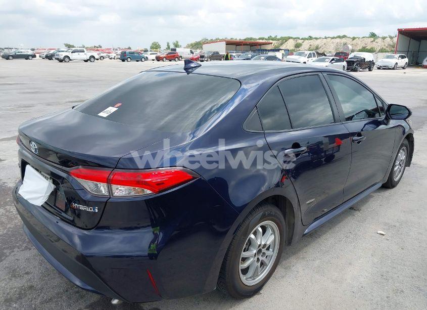 Photo 4 of 2022 Toyota Corolla HYBRID LE (VIN JTDEAMDE6NJ049043)