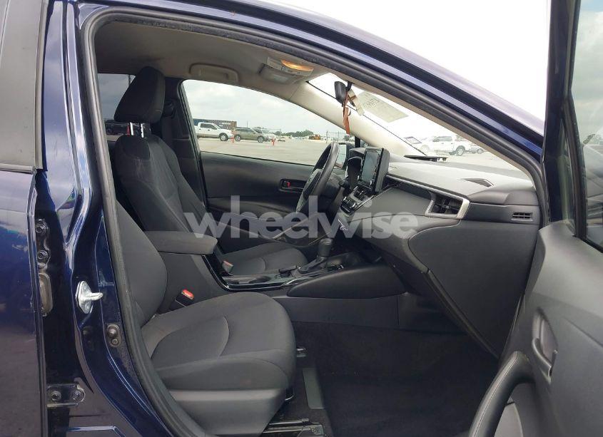 Photo 5 of 2022 Toyota Corolla HYBRID LE (VIN JTDEAMDE6NJ049043)