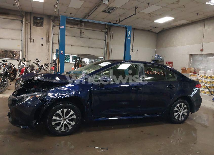 Photo 14 of 2022 Toyota Corolla HYBRID LE (VIN JTDEAMDE6NJ060284)