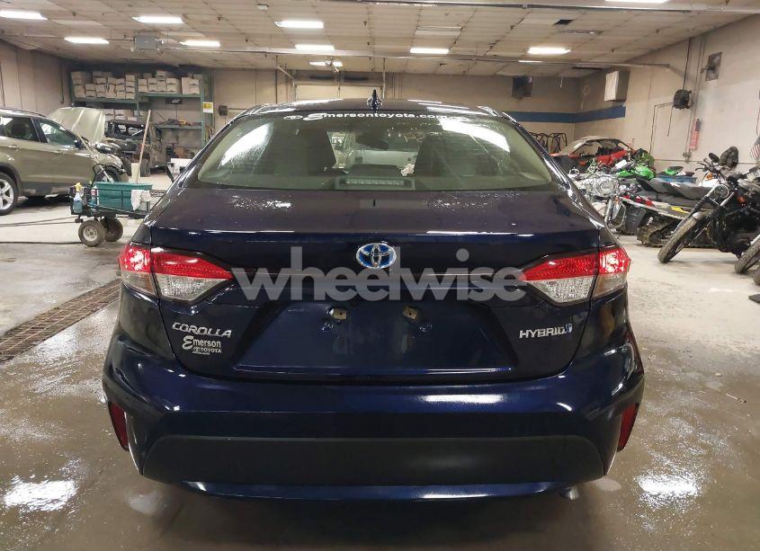 Photo 16 of 2022 Toyota Corolla HYBRID LE (VIN JTDEAMDE6NJ060284)