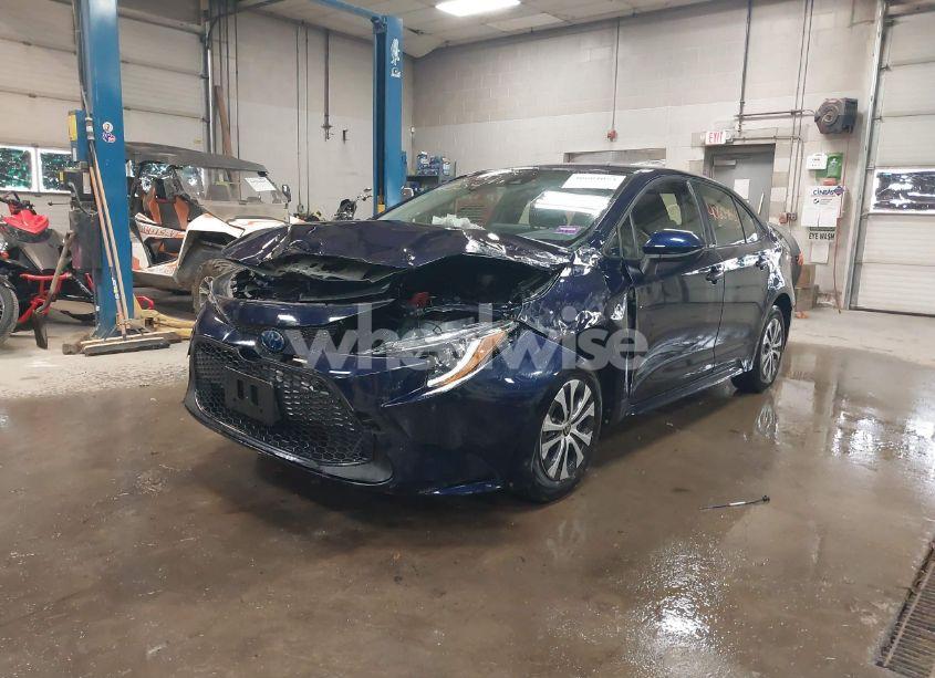 Photo 2 of 2022 Toyota Corolla HYBRID LE (VIN JTDEAMDE6NJ060284)