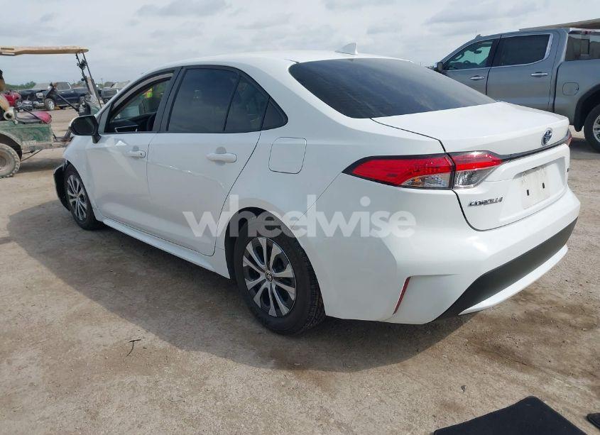 Photo 3 of 2022 Toyota Corolla HYBRID LE (VIN JTDEAMDE8NJ037587)