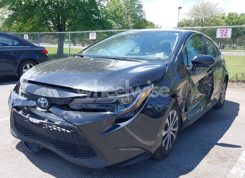 Photo 2 of 2022 Toyota Corolla HYBRID LE (VIN JTDEAMDE8NJ055538)