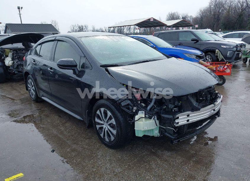 2022 Toyota Corolla HYBRID LE (VIN JTDEAMDE8NJ059962) main photo