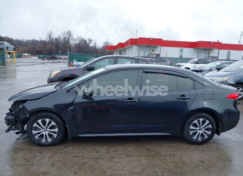 Photo 15 of 2022 Toyota Corolla HYBRID LE (VIN JTDEAMDE8NJ059962)