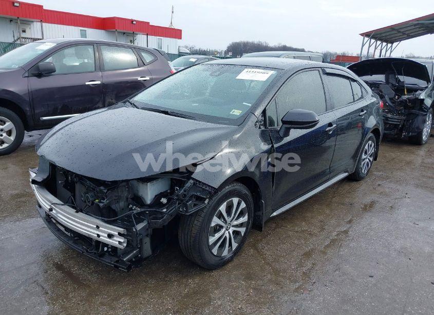 Photo 2 of 2022 Toyota Corolla HYBRID LE (VIN JTDEAMDE8NJ059962)