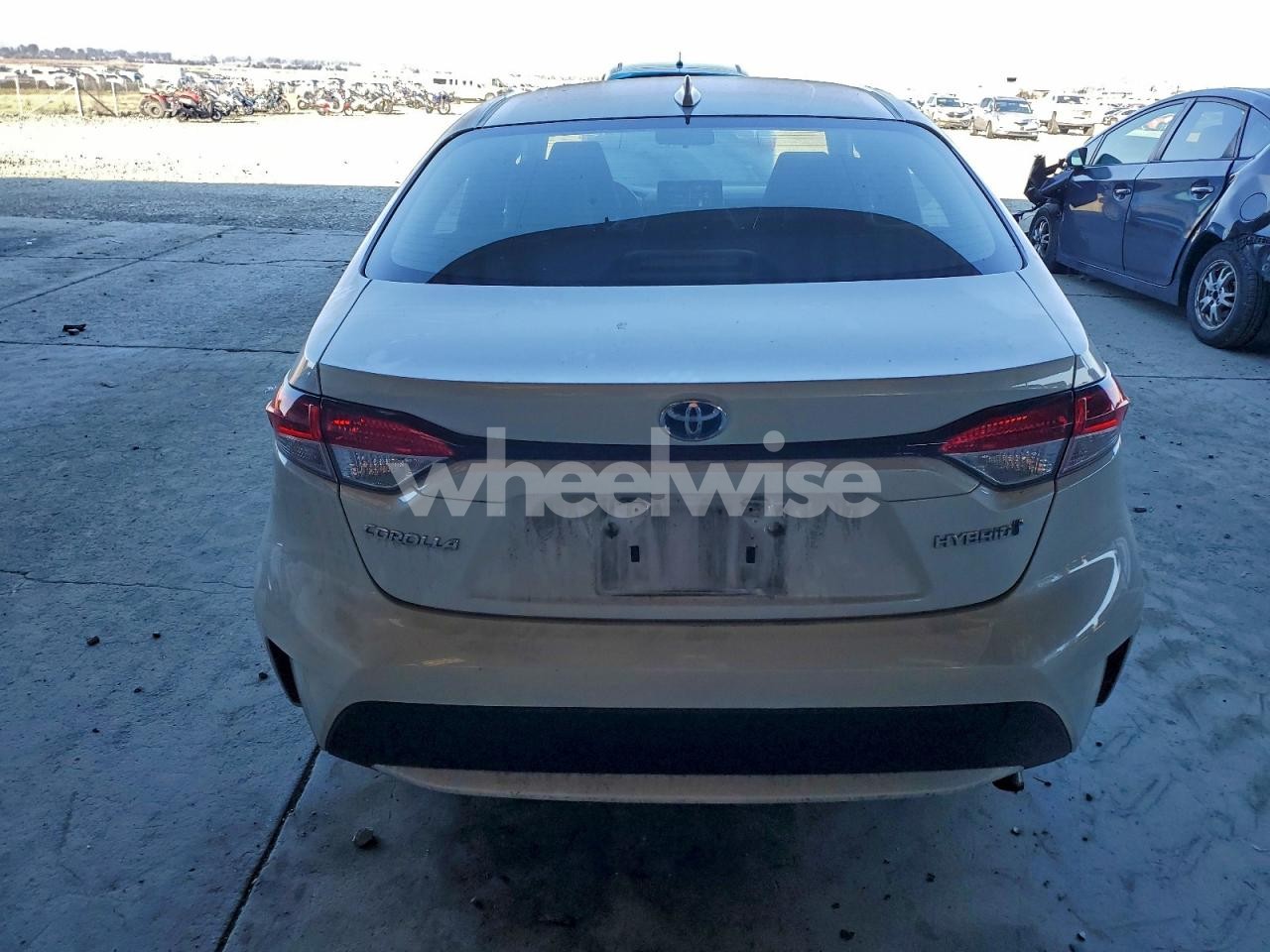 Photo 6 of 2021 TOYOTA COROLLA LE (VIN JTDEAMDE9MJ002457)