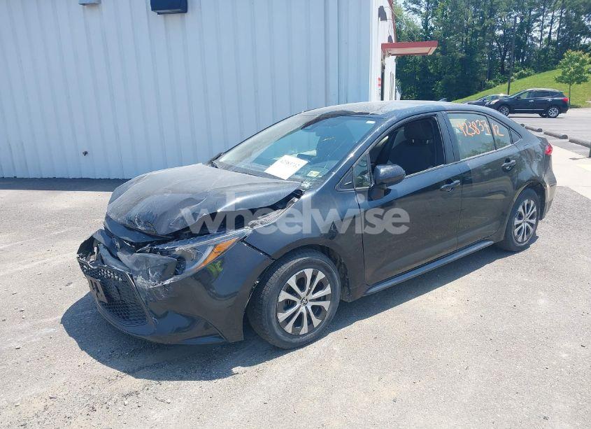 Photo 2 of 2022 Toyota Corolla HYBRID LE (VIN JTDEAMDE9NJ041681)