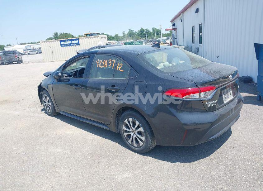 Photo 3 of 2022 Toyota Corolla HYBRID LE (VIN JTDEAMDE9NJ041681)