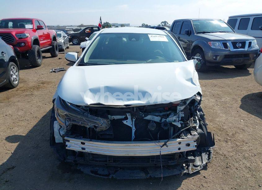 Photo 13 of 2021 Toyota Corolla HYBRID LE (VIN JTDEAMDEXMJ025424)