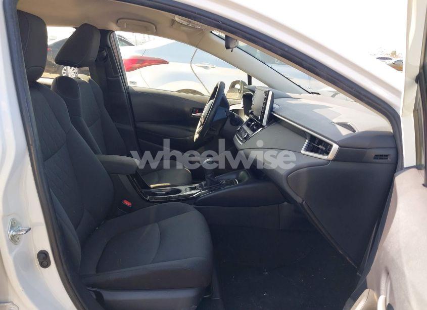 Photo 5 of 2021 Toyota Corolla HYBRID LE (VIN JTDEAMDEXMJ025424)