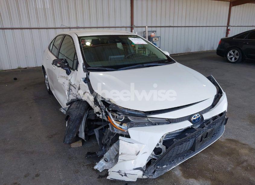 Photo 6 of 2020 Toyota Corolla HYBRID LE (VIN JTDEBRBE2LJ001274)